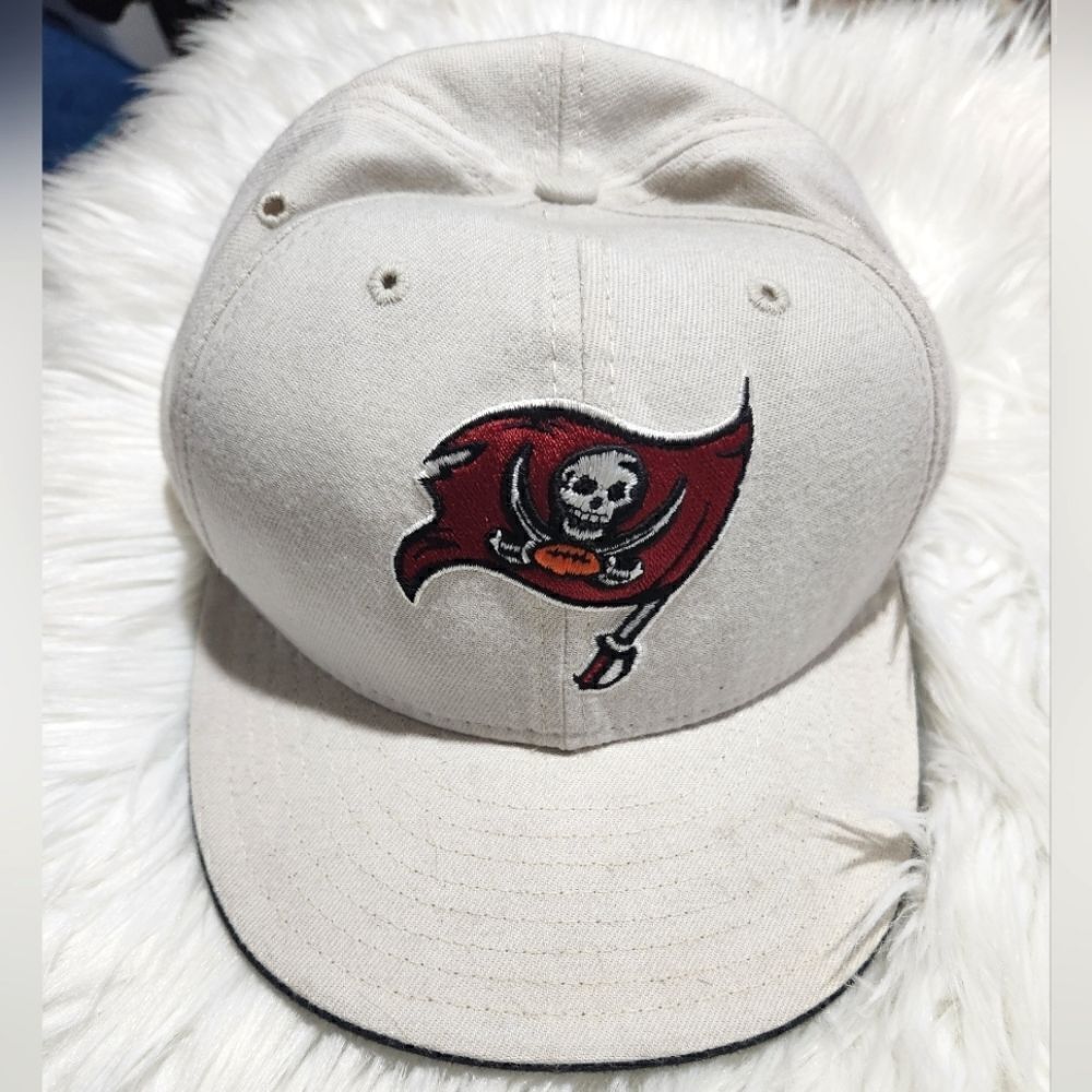 1990s New Era Tampa Bay Buccaneers Red White Hat